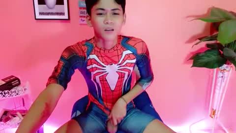 Snapshot of leemoreno18 chatting on 10-07-25, 01:41 leemoreno18 online show from 10-07-25, 01:41