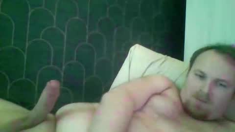 Snapshot of leeuwarder12 chatting on 12-13-25, 07:53 leeuwarder12 online show from 12-13-25, 07:53