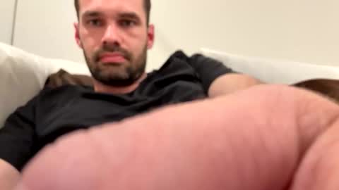 Snapshot of leexxx_69 chatting on 10-28-25, 01:09 leexxx_69 online show from 10-28-25, 01:09