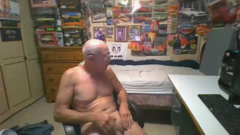 leezamm1132 online show from 04-24-26, 09:01