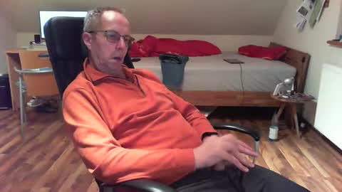 Dave online show from 12-29-24, 03:57