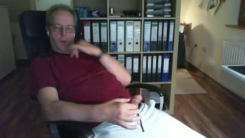 Dave online show from 10-05-25, 08:29