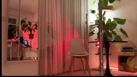 legsylegsinton online show from 04-28-26, 08:25