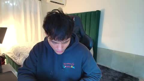  Lei  online show from 12-21-25, 07:43