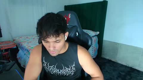  Lei  online show from 04-22-26, 07:11