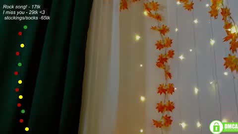 hey Im Leia and I love rock  online show from 11-08-25, 08:07