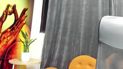 Snapshot of leia_cooper chatting on 12-16-25, 11:26 leia_cooper online show from 12-16-25, 11:26