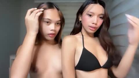 Snapshot of leiah_goddessx chatting on 12-14-25, 12:38 Leiah online show from 12-14-25, 12:38