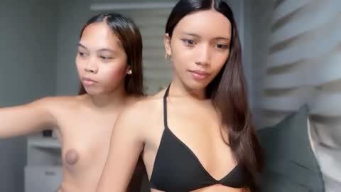 Snapshot of leiah_goddessx chatting on 12-15-25, 05:55 Leiah online show from 12-15-25, 05:55