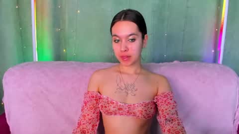 Snapshot of leiawow chatting on 05-12-26, 08:55 leiawow online show from 05-12-26, 08:55