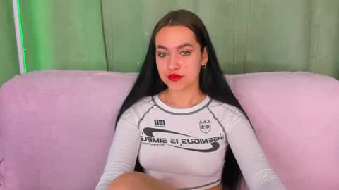 Snapshot of leiawow chatting on 06-22-26, 09:17 leiawow online show from 06-22-26, 09:17