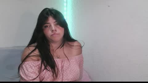 leidyramca online show from 10-23-25, 04:56