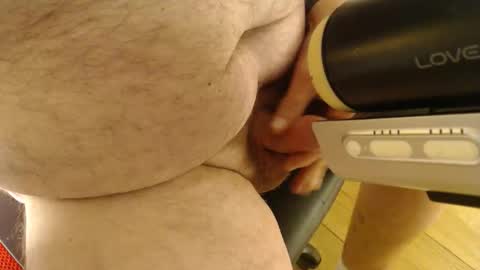 Snapshot of leif_norway chatting on 10-16-25, 04:13 Horny for pvt online show from 10-16-25, 04:13