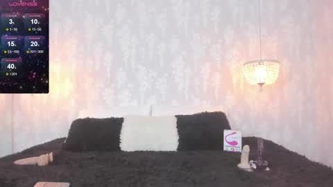 LEIGH ANGELS online show from 10-25-25, 09:53