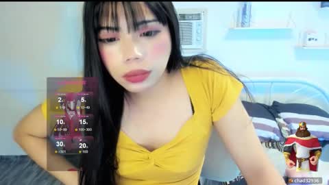 Snapshot of leighottie chatting on 04-25-26, 01:41 leighottie online show from 04-25-26, 01:41