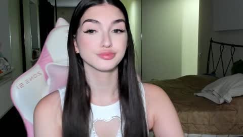 Leila online show from 12-03-24, 03:44