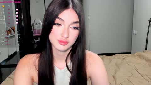 Leila online show from 12-05-24, 04:44