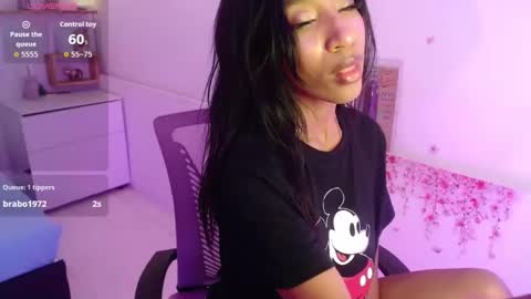 Snapshot of leilaebony_ chatting on 09-08-25, 02:38 leilaebony_ online show from 09-08-25, 02:38