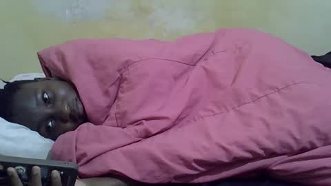 leilah_cute19 online show from 04-26-26, 07:44