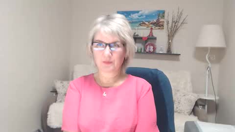 Leila Kinky online show from 10-27-25, 04:27