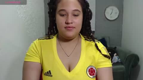 Snapshot of leilasosexy chatting on 06-17-26, 12:29 leilasosexy online show from 06-17-26, 12:29
