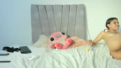 lelany_evans online show from 05-13-26, 03:48
