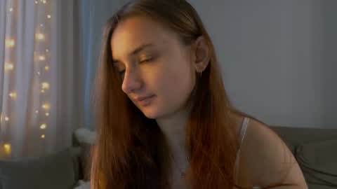 Lelia online show from 05-14-26, 02:29