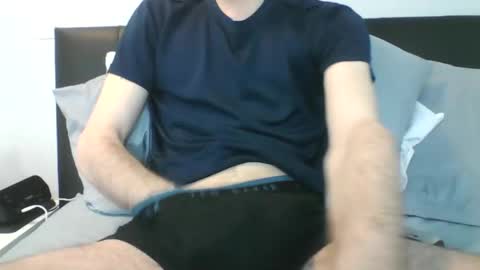 Snapshot of lemon2020435 chatting on 05-17-26, 05:16 lemon2020435 online show from 05-17-26, 05:16