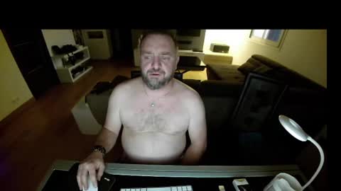 Snapshot of lemouth006 chatting on 12-22-24, 06:49 Ange online show from 12-22-24, 06:49