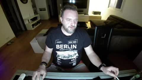 Snapshot of lemouth006 chatting on 01-17-25, 06:36 Ange online show from 01-17-25, 06:36