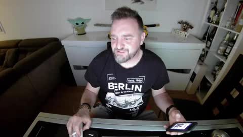 Snapshot of lemouth006 chatting on 01-31-25, 02:15 Ange online show from 01-31-25, 02:15