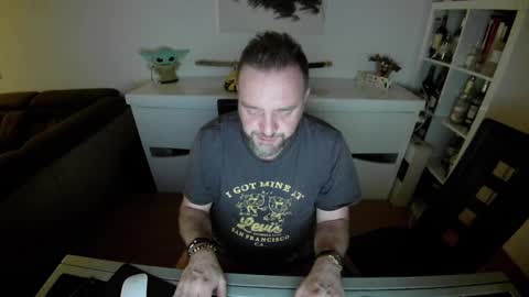 Snapshot of lemouth006 chatting on 02-01-25, 01:12 Ange online show from 02-01-25, 01:12