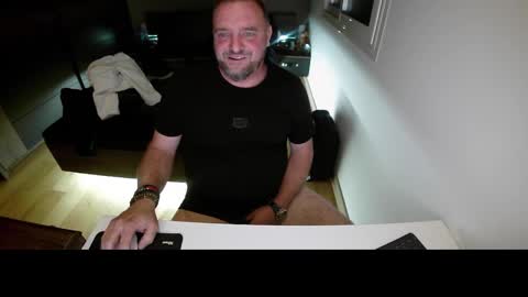 Snapshot of lemouth006 chatting on 10-04-25, 01:47 Ange online show from 10-04-25, 01:47