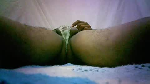 Snapshot of len0n_ chatting on 10-10-25, 04:00 Lenon online show from 10-10-25, 04:00