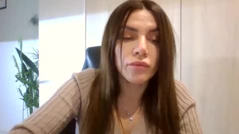 Snapshot of lena6122000 chatting on 11-11-25, 11:16 lena6122000 online show from 11-11-25, 11:16