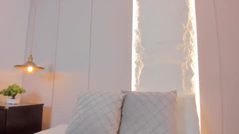 lena_jhons online show from 01-14-26, 12:22