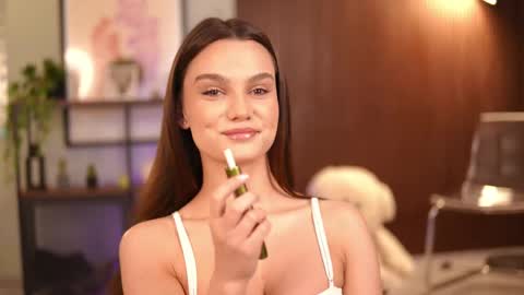Lena Laurent online show from 05-31-26, 09:05