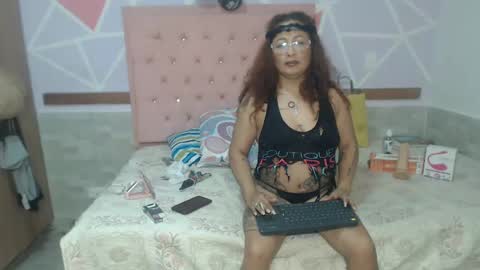 Snapshot of lena_lawson chatting on 12-04-24, 03:37 lena_lawson online show from 12-04-24, 03:37
