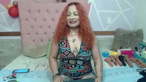 Snapshot of lena_lawson chatting on 10-17-25, 01:31 lena_lawson online show from 10-17-25, 01:31