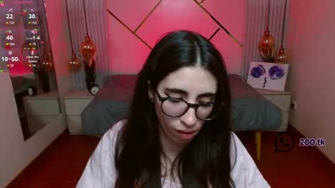 Snapshot of lena_roses chatting on 06-10-26, 09:14 Lena online show from 06-10-26, 09:14