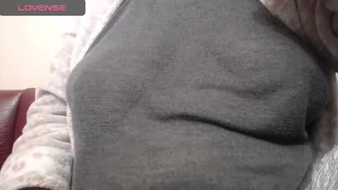 lenagolden online show from 01-08-26, 01:46