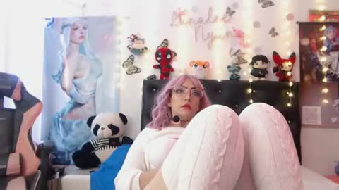 lenaleenyan online show from 01-15-25, 08:16