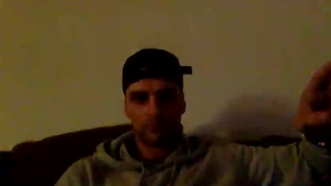 Snapshot of lendariokiss chatting on 10-24-25, 06:37 Armando online show from 10-24-25, 06:37