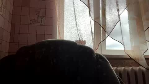 Hellomy name is Natalyits my first day here nice to meet you Give me 50 thumbs ups online show from 05-28-26, 06:00