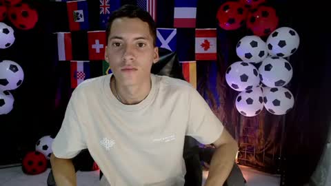Snapshot of lenny_carpenter chatting on 07-02-26, 01:17 Lenny online show from 07-02-26, 01:17