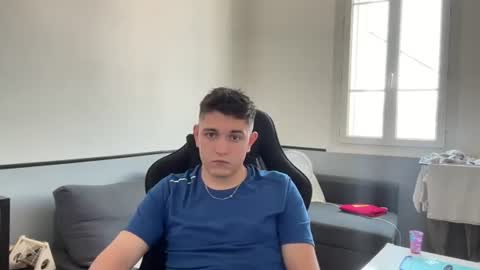 leo0606215417 online show from 06-25-26, 01:04