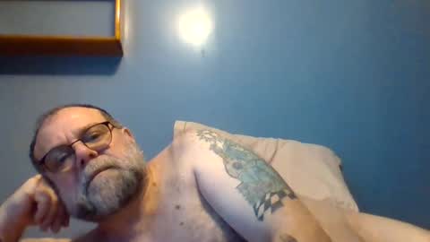 leo71313 online show from 12-20-25, 07:21