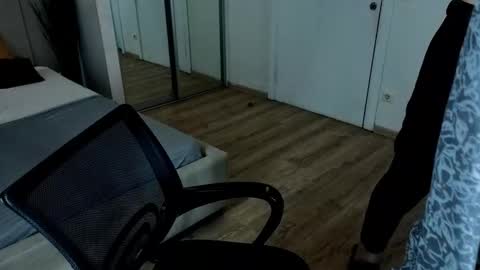 LEO online show from 01-08-26, 03:58