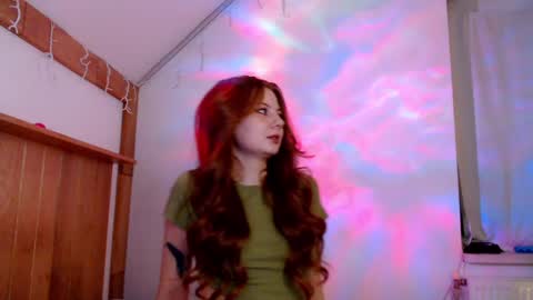 Snapshot of leo_and_lori chatting on 02-01-25, 08:37 Leo and Lori online show from 02-01-25, 08:37