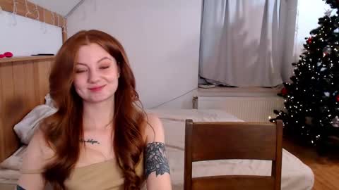 Snapshot of leo_and_lori chatting on 02-19-25, 02:33 Leo and Lori online show from 02-19-25, 02:33